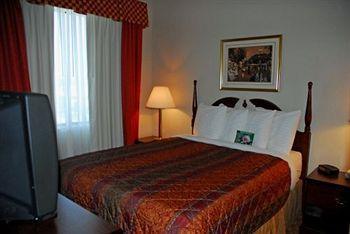 Chisholm Suite Hotel Duncan Exterior foto